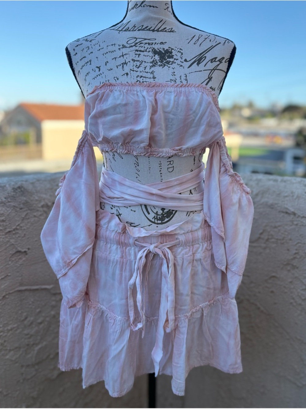 Blue Life pink tie dye off-the-shoulder crop top and skirt two-piece coord set M